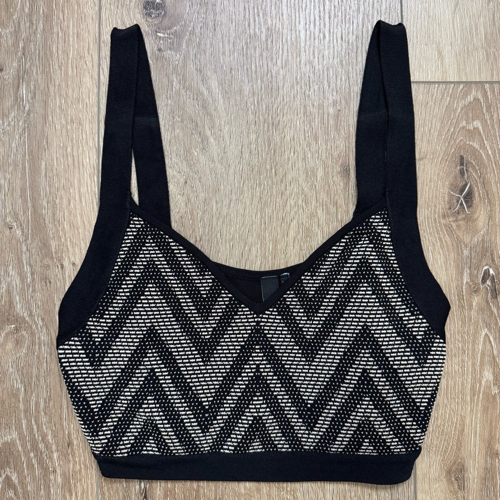 Like New MARCIANO Extra Small Black Crop Top